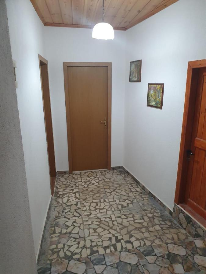 Santa Room-Old Bazaar Center-Gjirokastër Екстериор снимка